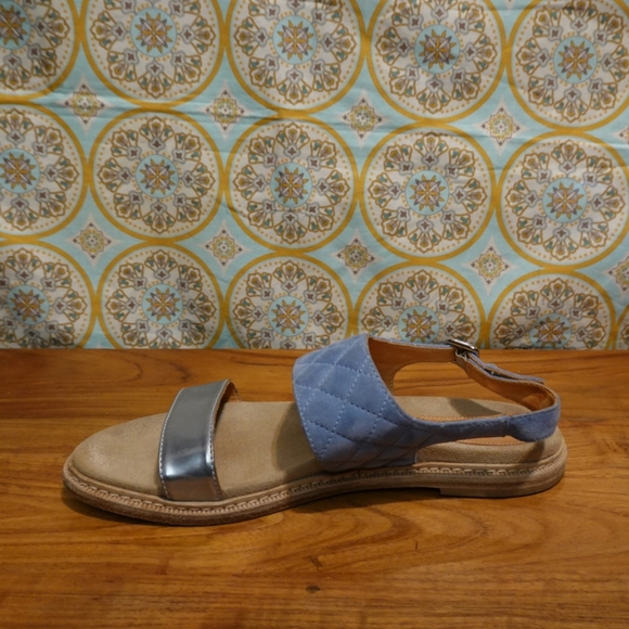AQUATALIA Silver and Blue Flat Sandals, size 10 - Picture 5 of 5